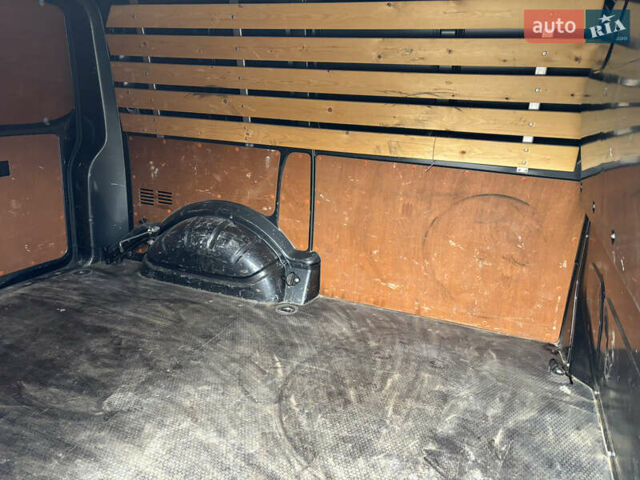 Серый Фольксваген Transporter, объемом двигателя 0 л и пробегом 187 тыс. км за 20499 $, фото 5 на Automoto.ua