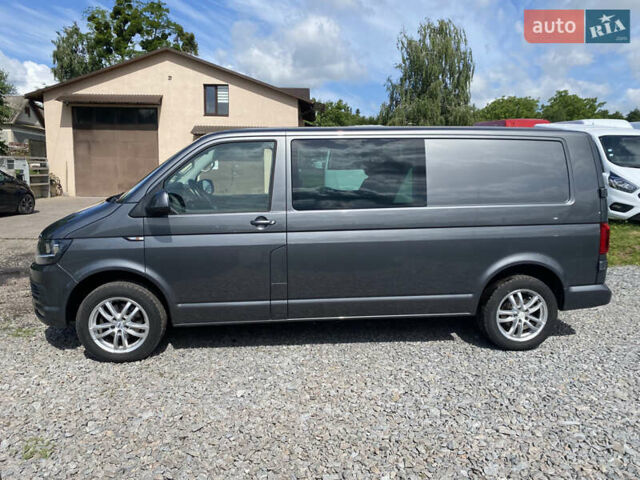 Серый Фольксваген Transporter, объемом двигателя 2 л и пробегом 223 тыс. км за 24500 $, фото 4 на Automoto.ua