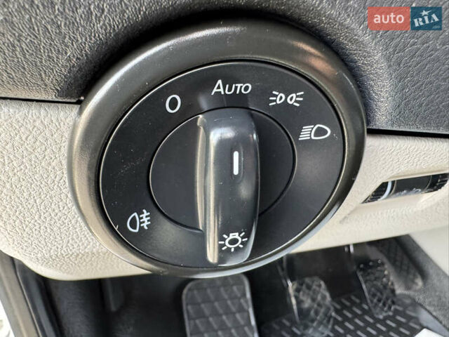 Серый Фольксваген Transporter, объемом двигателя 2 л и пробегом 263 тыс. км за 21800 $, фото 48 на Automoto.ua