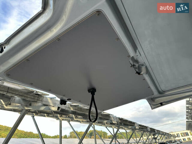 Сірий Фольксваген Transporter, об'ємом двигуна 2 л та пробігом 174 тис. км за 22700 $, фото 30 на Automoto.ua