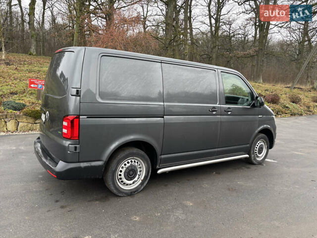 Серый Фольксваген Transporter, объемом двигателя 0 л и пробегом 187 тыс. км за 20499 $, фото 7 на Automoto.ua