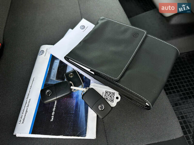 Сірий Фольксваген Transporter, об'ємом двигуна 2 л та пробігом 174 тис. км за 22700 $, фото 21 на Automoto.ua