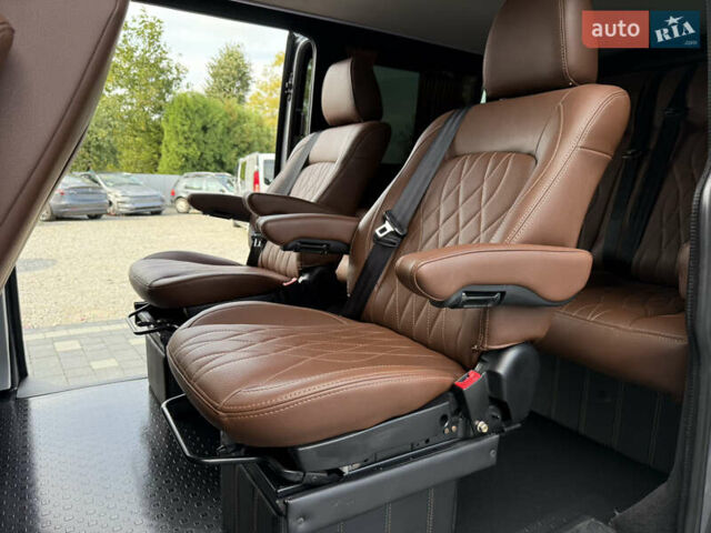Серый Фольксваген Transporter, объемом двигателя 2 л и пробегом 270 тыс. км за 31900 $, фото 71 на Automoto.ua