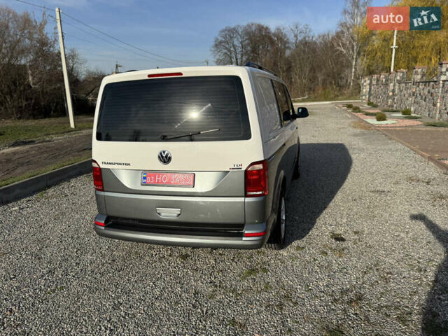 Серый Фольксваген Transporter, объемом двигателя 2 л и пробегом 263 тыс. км за 21800 $, фото 30 на Automoto.ua