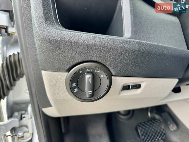 Серый Фольксваген Transporter, объемом двигателя 2 л и пробегом 185 тыс. км за 24999 $, фото 13 на Automoto.ua