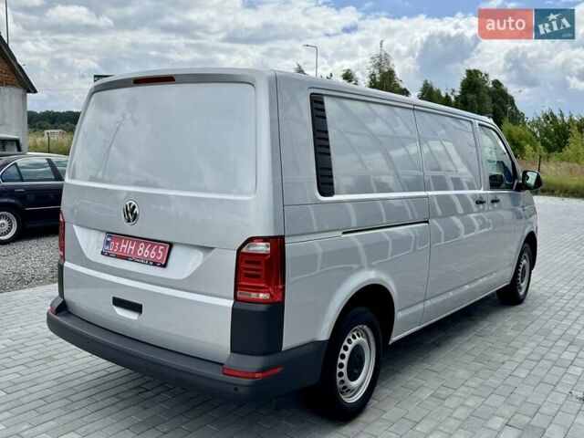 Серый Фольксваген Transporter, объемом двигателя 2 л и пробегом 185 тыс. км за 24999 $, фото 4 на Automoto.ua