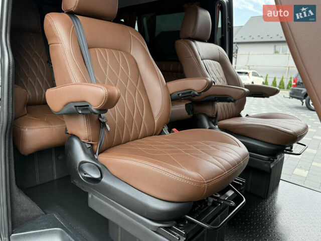 Серый Фольксваген Transporter, объемом двигателя 2 л и пробегом 270 тыс. км за 31900 $, фото 73 на Automoto.ua