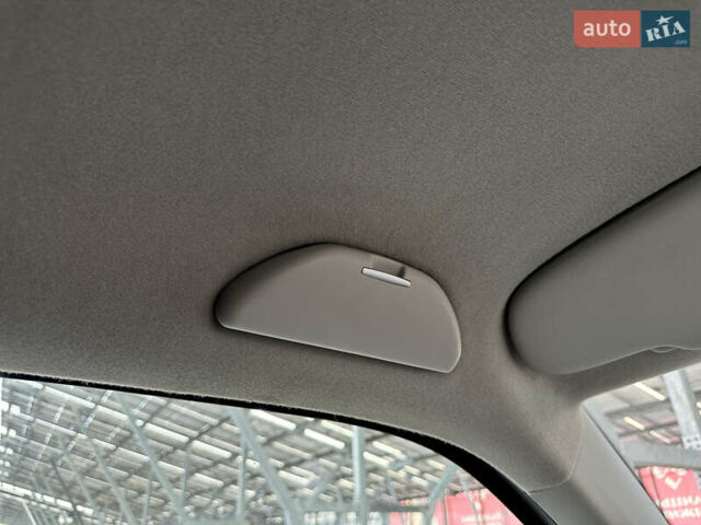 Сірий Фольксваген Transporter, об'ємом двигуна 2 л та пробігом 174 тис. км за 22700 $, фото 25 на Automoto.ua