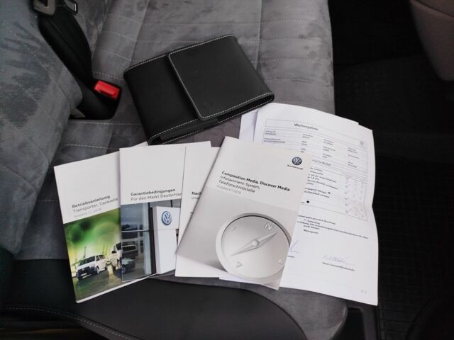 Серый Фольксваген Transporter, объемом двигателя 2 л и пробегом 206 тыс. км за 29999 $, фото 19 на Automoto.ua