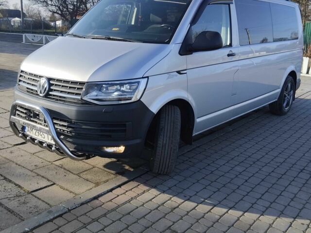 Сірий Фольксваген Transporter, об'ємом двигуна 2 л та пробігом 220 тис. км за 31700 $, фото 1 на Automoto.ua