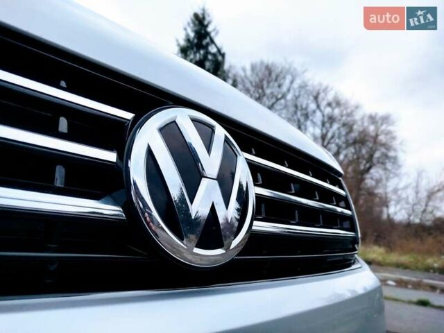 Серый Фольксваген Transporter, объемом двигателя 1.97 л и пробегом 206 тыс. км за 29999 $, фото 13 на Automoto.ua