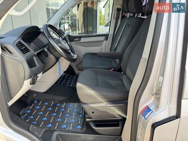 Сірий Фольксваген Transporter, об'ємом двигуна 2 л та пробігом 197 тис. км за 27900 $, фото 19 на Automoto.ua