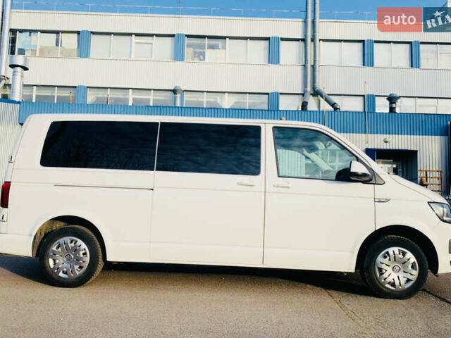 Серый Фольксваген Transporter, объемом двигателя 2 л и пробегом 162 тыс. км за 25900 $, фото 3 на Automoto.ua