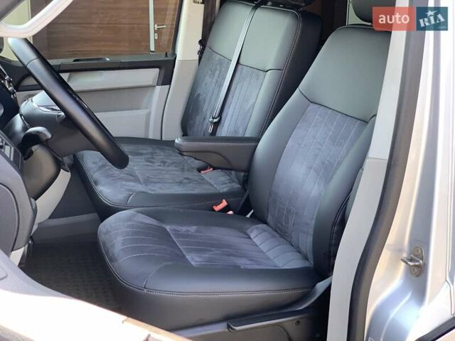 Серый Фольксваген Transporter, объемом двигателя 2 л и пробегом 163 тыс. км за 29955 $, фото 25 на Automoto.ua
