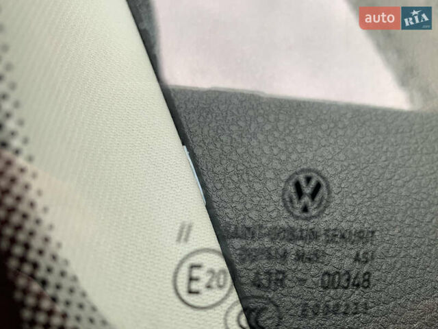 Серый Фольксваген Transporter, объемом двигателя 2 л и пробегом 162 тыс. км за 25900 $, фото 26 на Automoto.ua