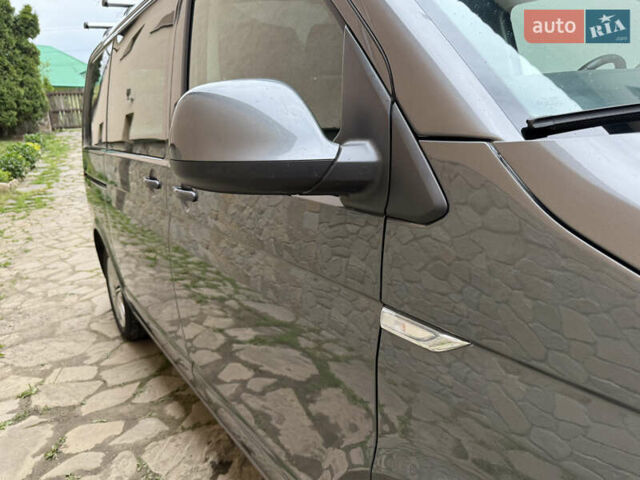 Серый Фольксваген Transporter, объемом двигателя 2 л и пробегом 280 тыс. км за 25800 $, фото 49 на Automoto.ua