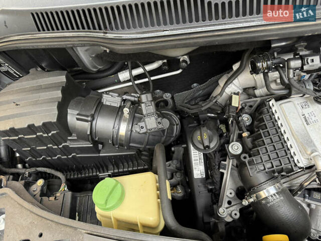 Серый Фольксваген Transporter, объемом двигателя 2 л и пробегом 280 тыс. км за 25800 $, фото 25 на Automoto.ua