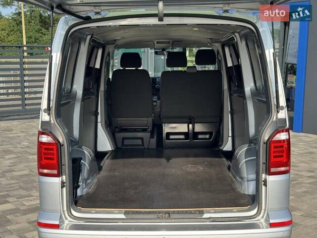 Сірий Фольксваген Transporter, об'ємом двигуна 2 л та пробігом 197 тис. км за 27900 $, фото 26 на Automoto.ua