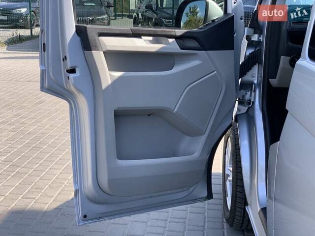 Серый Фольксваген Transporter, объемом двигателя 2 л и пробегом 163 тыс. км за 29955 $, фото 23 на Automoto.ua