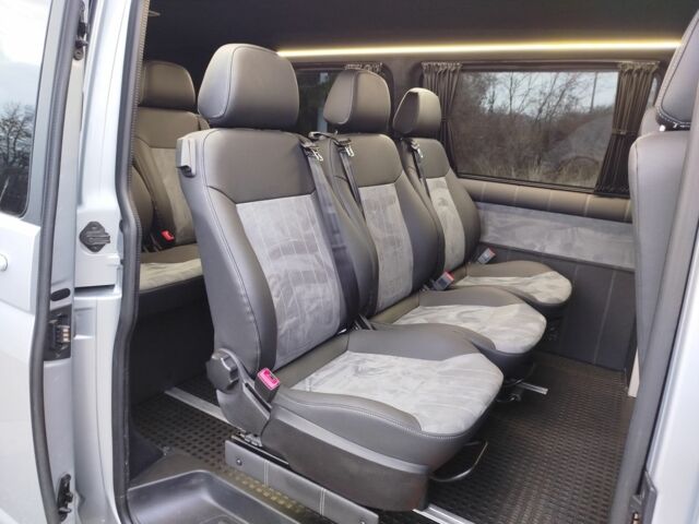 Серый Фольксваген Transporter, объемом двигателя 2 л и пробегом 206 тыс. км за 29999 $, фото 8 на Automoto.ua