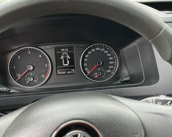 Сірий Фольксваген Transporter, об'ємом двигуна 2 л та пробігом 204 тис. км за 26000 $, фото 14 на Automoto.ua