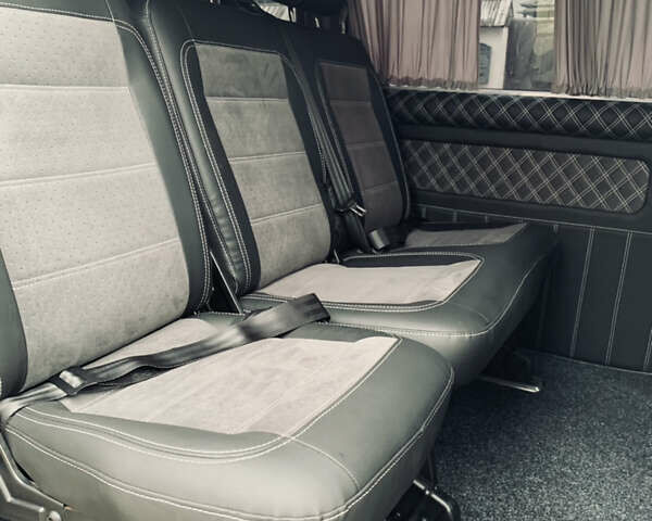Серый Фольксваген Transporter, объемом двигателя 2 л и пробегом 162 тыс. км за 25900 $, фото 8 на Automoto.ua