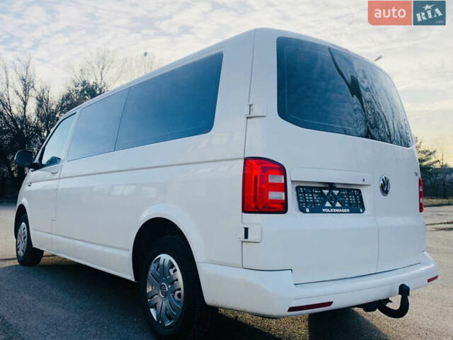 Серый Фольксваген Transporter, объемом двигателя 2 л и пробегом 162 тыс. км за 25900 $, фото 2 на Automoto.ua