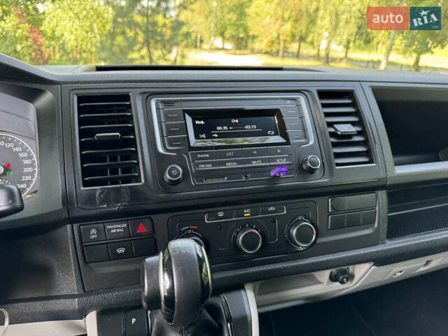 Серый Фольксваген Transporter, объемом двигателя 2 л и пробегом 173 тыс. км за 23400 $, фото 19 на Automoto.ua