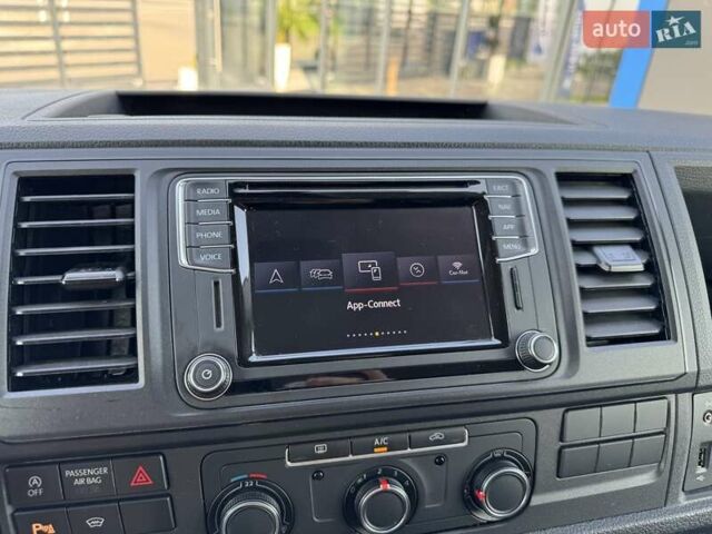 Сірий Фольксваген Transporter, об'ємом двигуна 2 л та пробігом 197 тис. км за 27900 $, фото 22 на Automoto.ua