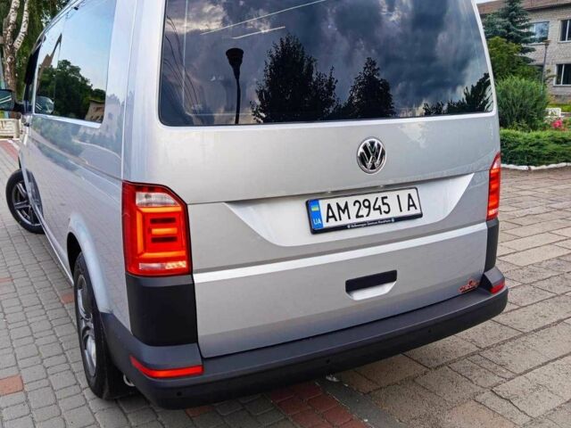 Сірий Фольксваген Transporter, об'ємом двигуна 2 л та пробігом 220 тис. км за 31700 $, фото 3 на Automoto.ua
