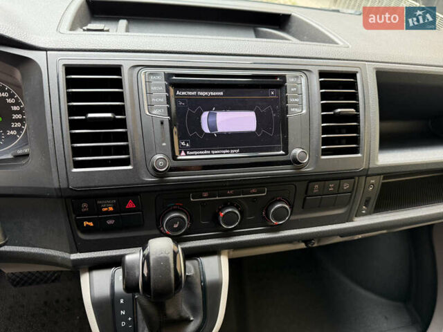 Серый Фольксваген Transporter, объемом двигателя 2 л и пробегом 280 тыс. км за 25800 $, фото 9 на Automoto.ua