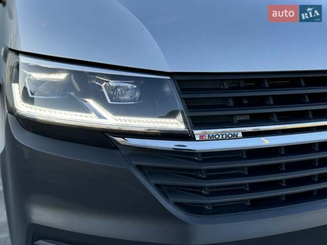 Серый Фольксваген Transporter, объемом двигателя 1.97 л и пробегом 178 тыс. км за 31500 $, фото 13 на Automoto.ua