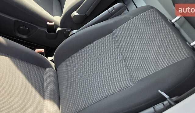 Серый Фольксваген Transporter, объемом двигателя 2 л и пробегом 185 тыс. км за 32321 $, фото 17 на Automoto.ua