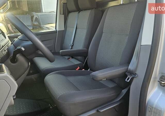 Серый Фольксваген Transporter, объемом двигателя 1.97 л и пробегом 152 тыс. км за 24900 $, фото 12 на Automoto.ua