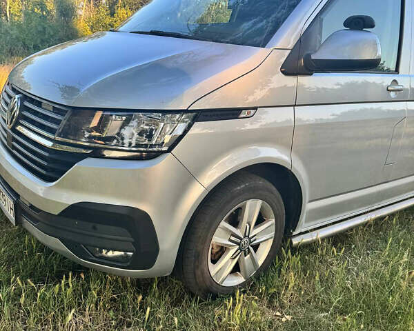 Серый Фольксваген Transporter, объемом двигателя 1.97 л и пробегом 245 тыс. км за 23990 $, фото 2 на Automoto.ua