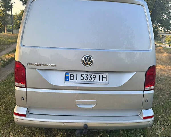 Серый Фольксваген Transporter, объемом двигателя 1.97 л и пробегом 245 тыс. км за 23990 $, фото 8 на Automoto.ua