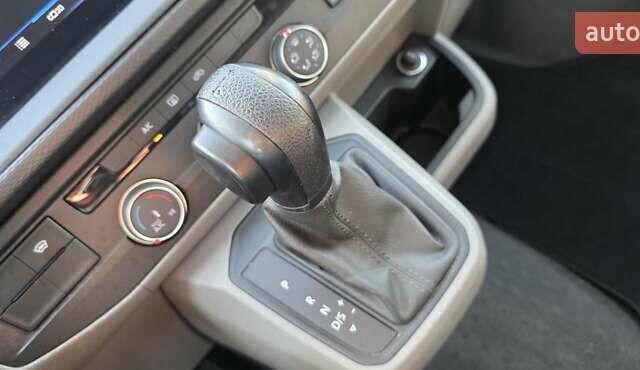 Серый Фольксваген Transporter, объемом двигателя 2 л и пробегом 185 тыс. км за 32321 $, фото 10 на Automoto.ua