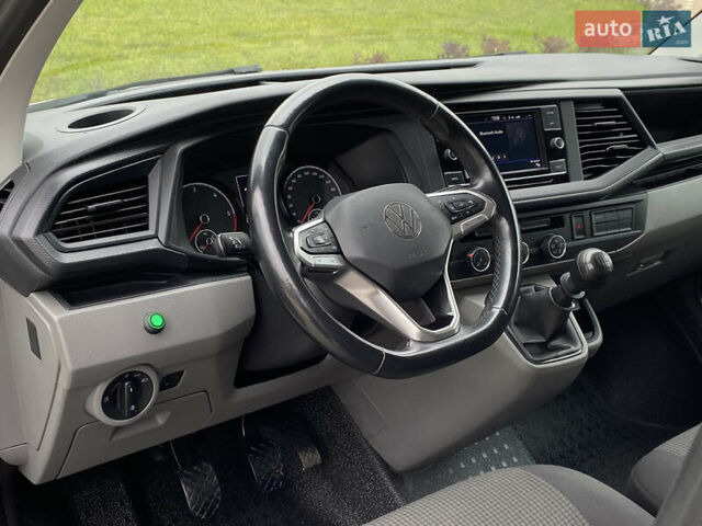 Серый Фольксваген Transporter, объемом двигателя 1.97 л и пробегом 165 тыс. км за 23900 $, фото 26 на Automoto.ua