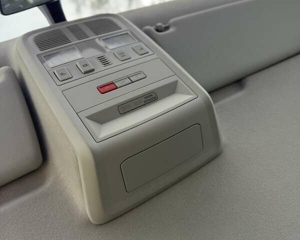 Сірий Фольксваген Transporter, об'ємом двигуна 1.97 л та пробігом 205 тис. км за 25300 $, фото 65 на Automoto.ua