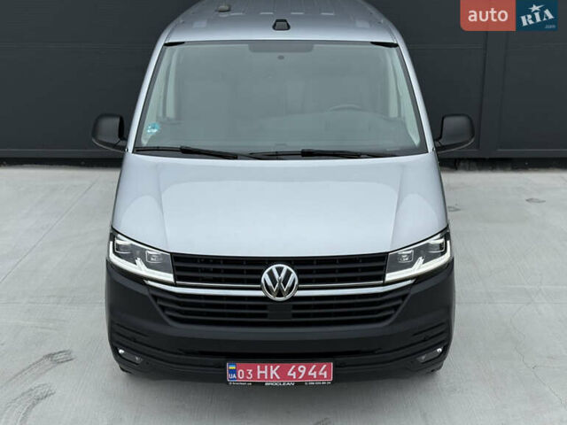 Серый Фольксваген Transporter, объемом двигателя 2 л и пробегом 199 тыс. км за 25999 $, фото 33 на Automoto.ua