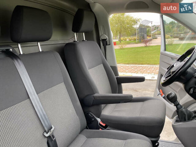 Серый Фольксваген Transporter, объемом двигателя 1.97 л и пробегом 165 тыс. км за 23900 $, фото 22 на Automoto.ua
