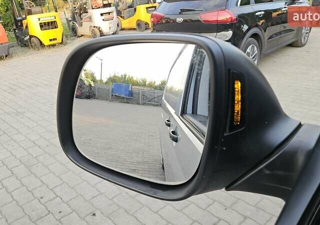 Серый Фольксваген Transporter, объемом двигателя 1.97 л и пробегом 206 тыс. км за 25550 $, фото 29 на Automoto.ua