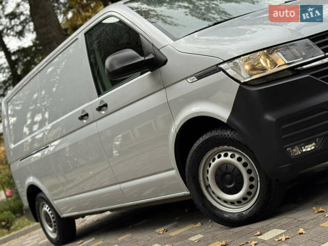 Серый Фольксваген Transporter, объемом двигателя 2 л и пробегом 207 тыс. км за 24950 $, фото 58 на Automoto.ua
