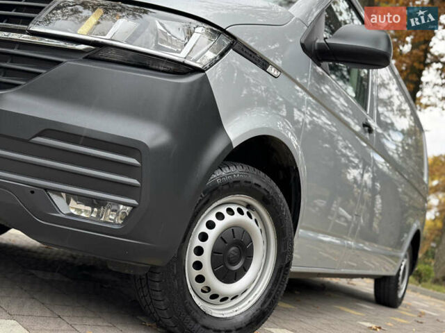 Серый Фольксваген Transporter, объемом двигателя 2 л и пробегом 207 тыс. км за 24950 $, фото 13 на Automoto.ua