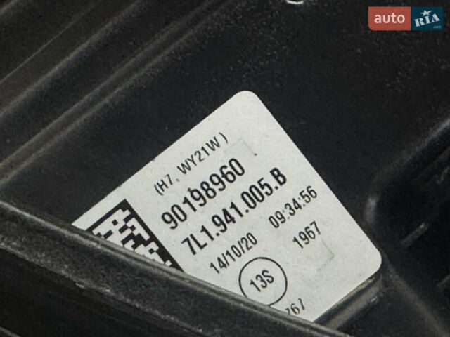 Серый Фольксваген Transporter, объемом двигателя 2 л и пробегом 207 тыс. км за 24950 $, фото 184 на Automoto.ua