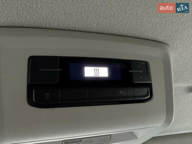 Серый Фольксваген Transporter, объемом двигателя 2 л и пробегом 207 тыс. км за 24950 $, фото 131 на Automoto.ua