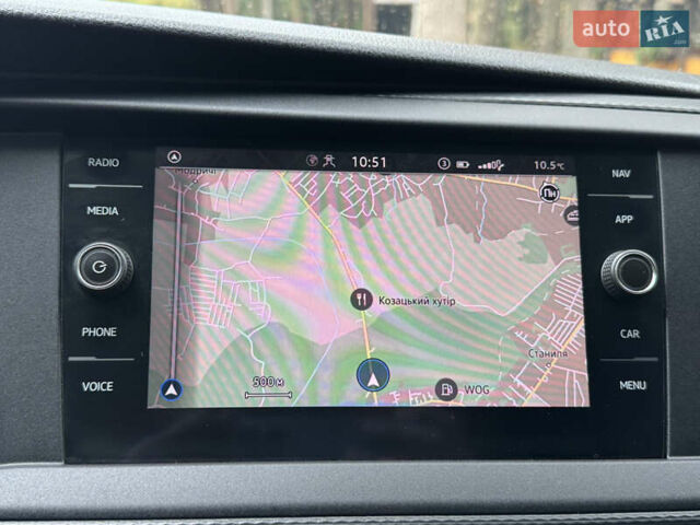 Серый Фольксваген Transporter, объемом двигателя 2 л и пробегом 207 тыс. км за 24950 $, фото 143 на Automoto.ua