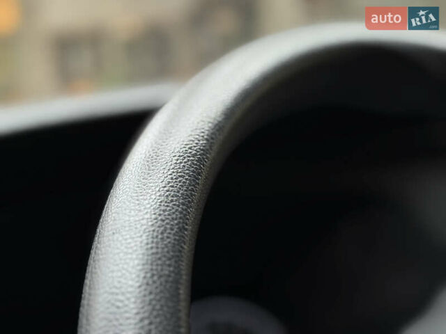 Серый Фольксваген Transporter, объемом двигателя 2 л и пробегом 207 тыс. км за 24950 $, фото 104 на Automoto.ua