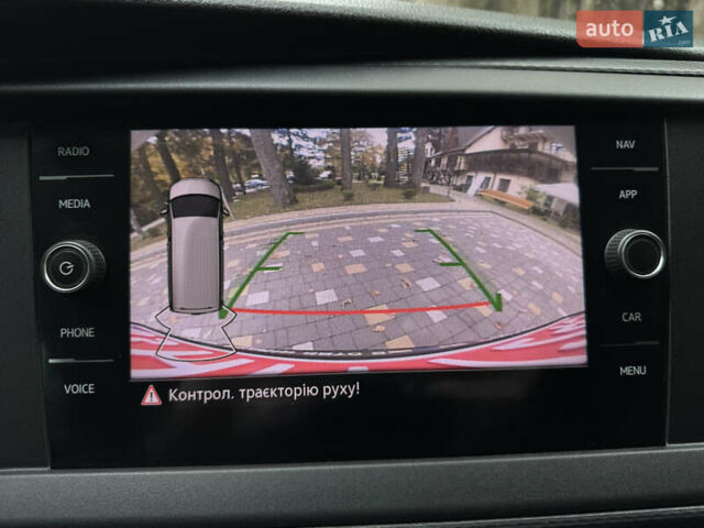 Серый Фольксваген Transporter, объемом двигателя 2 л и пробегом 207 тыс. км за 24950 $, фото 135 на Automoto.ua