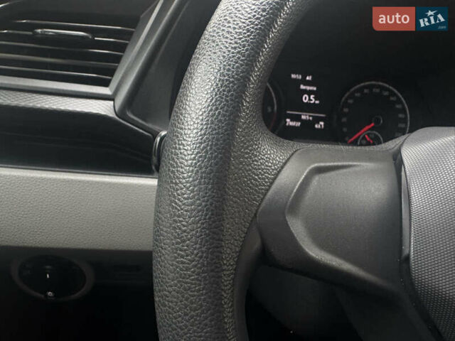 Серый Фольксваген Transporter, объемом двигателя 2 л и пробегом 207 тыс. км за 24950 $, фото 150 на Automoto.ua